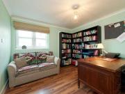 6 bed house for sale