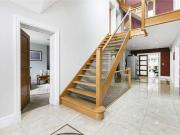 6 bed house for sale