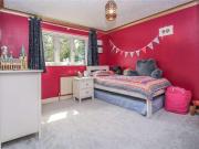 6 bed house for sale