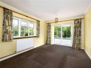 6 bed house for sale