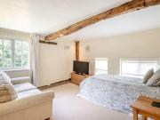 6 bed house for sale