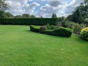 6 bed house for sale