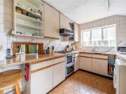6 bed house for sale