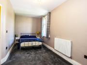 6 bed house for sale
