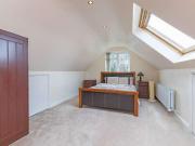 6 bed house for sale