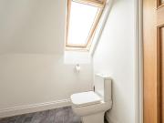 6 bed house for sale