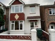 6 bed Mid Terraced House to rent in Brighton And Hove...