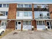 6 bed Mid Terraced House to rent in Harestock Hampshire,...