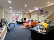 6 bed Mid Terraced House to rent in Leeds West...
