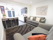 6 bed Mid Terraced House to rent in Lincoln...