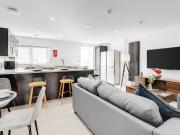 6 bed Mid Terraced House to rent in Liverpool...