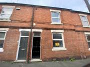6 bed Mid Terraced House to rent in Nottingham...