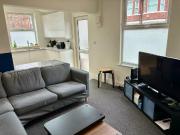 6 bed Mid Terraced House to rent in Nottingham...