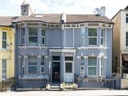 6 bed Mid Terraced House to rent in Ovingdean East...