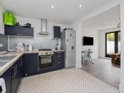 6 bed Mid Terraced House to rent in Ovingdean East...