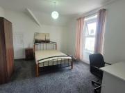 6 bed Mid Terraced House to rent in Plymouth Devon, PL4,...