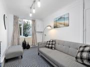 6 bed Mid Terraced House to rent in Plymouth Devon, PL4,...