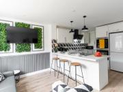 6 bed Mid Terraced House to rent in Portsmouth...