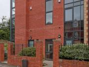 6 bed Mid Terraced House to rent in Sheffield South...