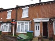 6 bed Mid Terraced House to rent in Southampton...