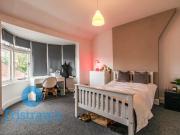 6 bed Semi Detached House for Rent