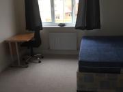 6 Bed Terraced House, Great Clover Leaze, BS16