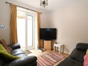 6 Bed Terraced House, Nesbitt Road, BN2