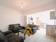 6 Bedroom 2 Bathroom