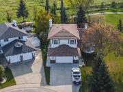 6 Bedroom 3.5 Bathroom Home In Stony Plain