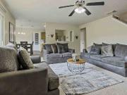 6 Bedroom Apartment for Rent at Centerville Dr &...