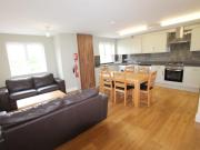 6 bedroom apartment for rent in D19 Station House, Old...