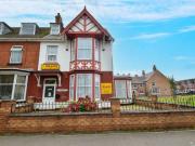6 Bedroom Block Of Apartments Flat