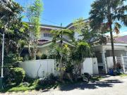 6 bedroom Corner House with Pool for Sale in BF Homes...