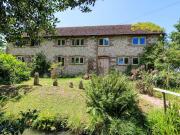 6 bedroom country house for sale