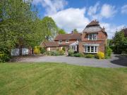 6 bedroom country house to rent