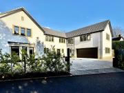 5 Bedroom Detached House