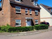 6 Bedroom Detached House