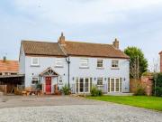 6 Bedroom Detached House