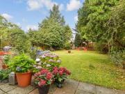 6 Bedroom Detached House