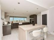 6 Bedroom Detached House