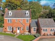 6 Bedroom Detached House