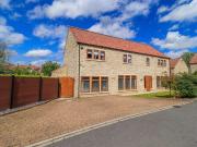 6 Bedroom Detached House