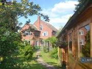 6 Bedroom Detached House For Rent In Bedford