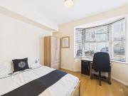 6 bedroom detached house for rent in Carlyle Street,...