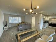 6 Bedroom Detached House For Rent In Exeter