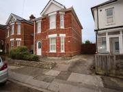 6 bedroom detached house for rent in Hankinson Road,...
