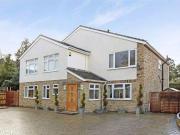 6 Bedroom Detached House For Rent In Maidenhead