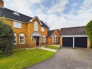 6 Bedroom Detached House For Rent In Reading, Berkshire