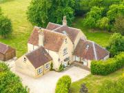 6 bedroom detached house for sale