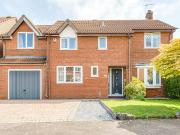 6 bedroom detached house for sale